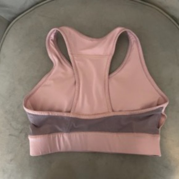 Fabletics On the Go Medium Impact Sports Bra - Picture 7 of 7